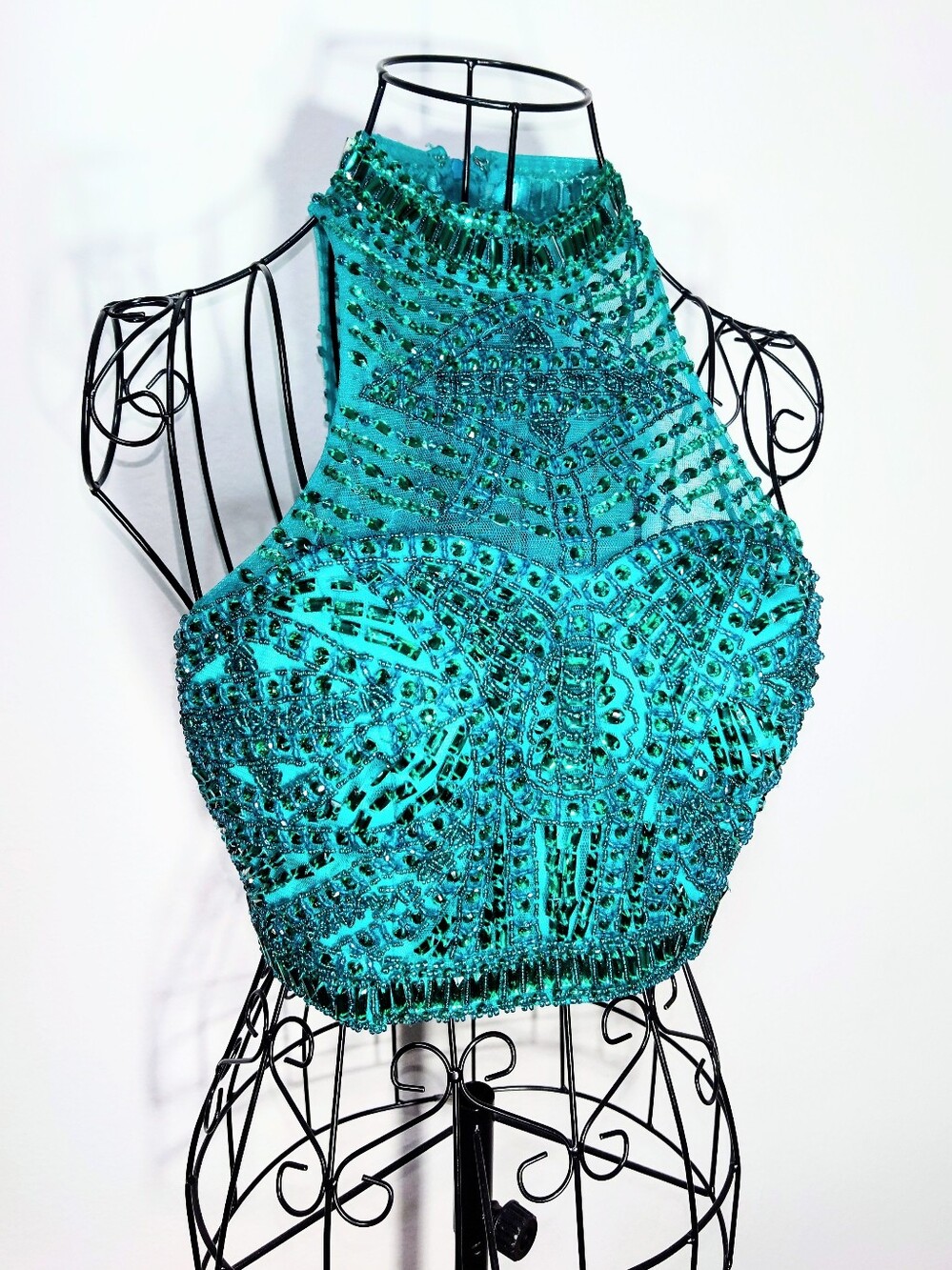 Emerald Green Beaded Halter Crop Top Size 4 Prom Festival Formal
